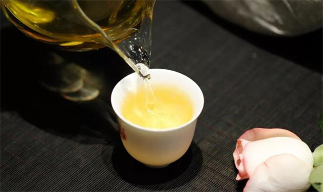 易武刮風寨茶坪2022年古樹春茶多少錢