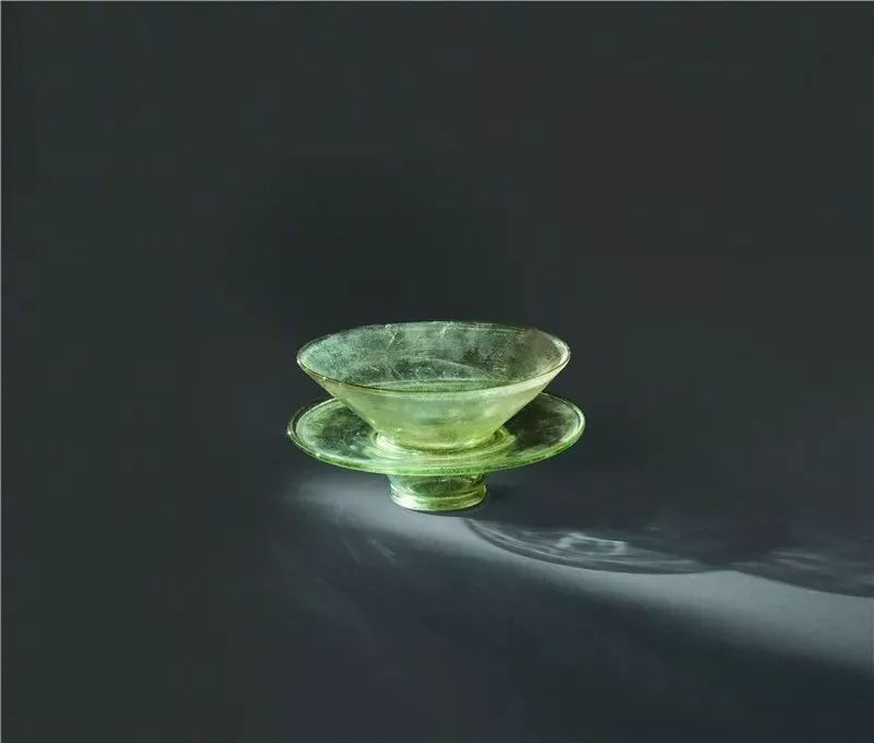 法門寺博物館藏：唐代玻璃茶盞和茶托