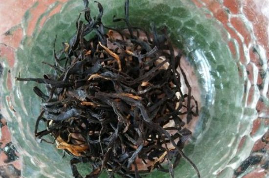女人晚上喝紅茶好嗎，女人紅茶啥時候喝最好？