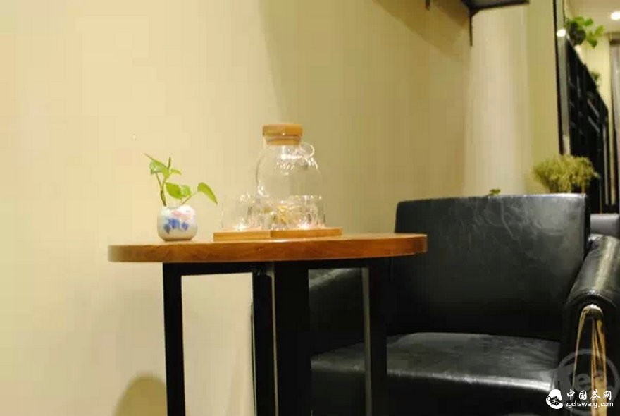 趨勢：茶館越來越像茶葉店  傻傻分不清是賣茶水還是賣茶葉？  